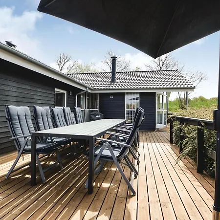 Hébergement de vacances Beautiful Home In Aabenraa With Kitchen