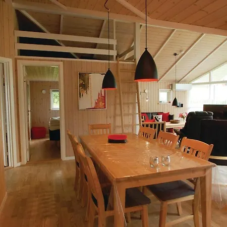 Beautiful Home In Aabenraa With Kitchen * Åbenrå